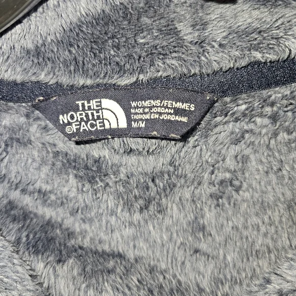 The North Face Women's Plush Gray Teddy Jacket - Picture 6 of 6